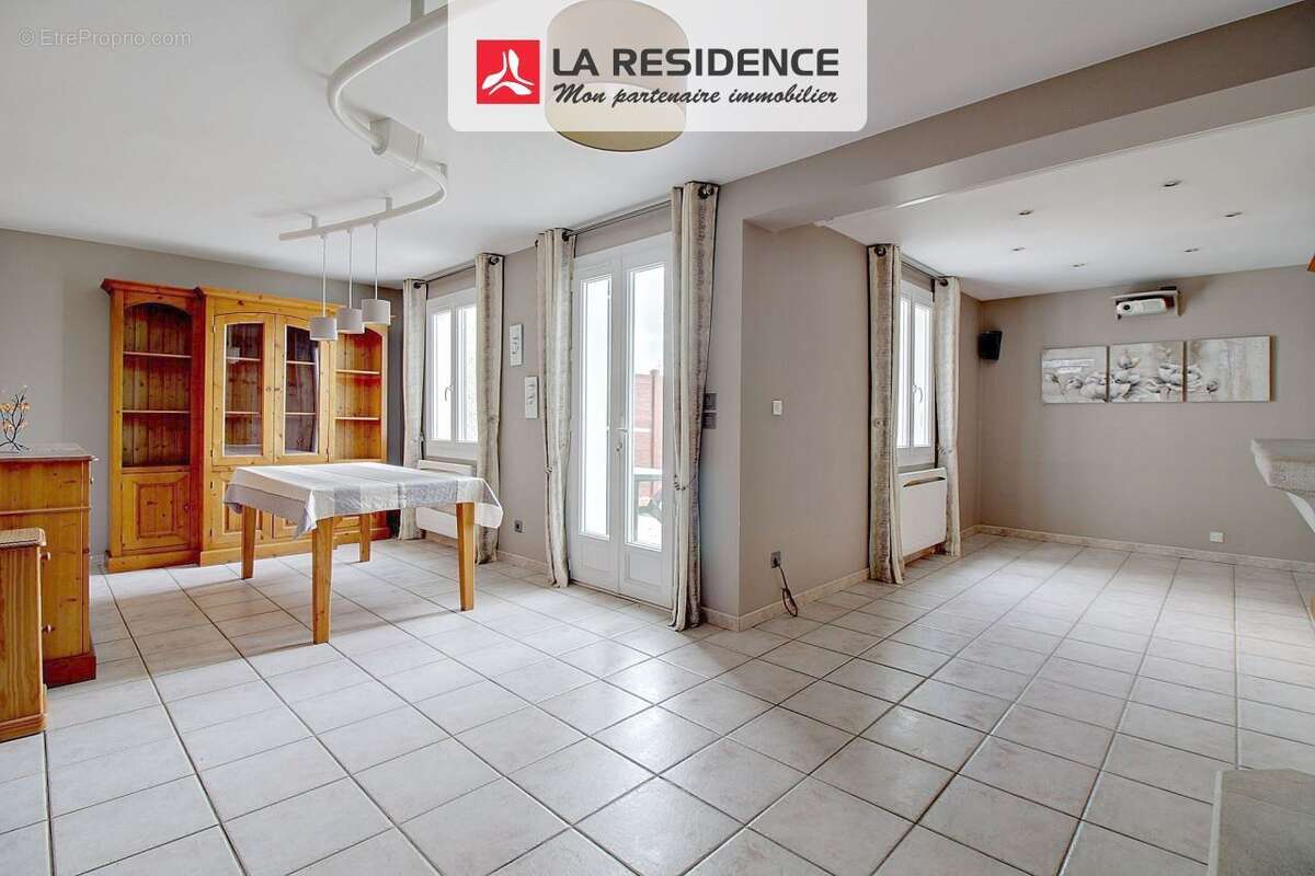 Maison à CARRIERES-SOUS-POISSY