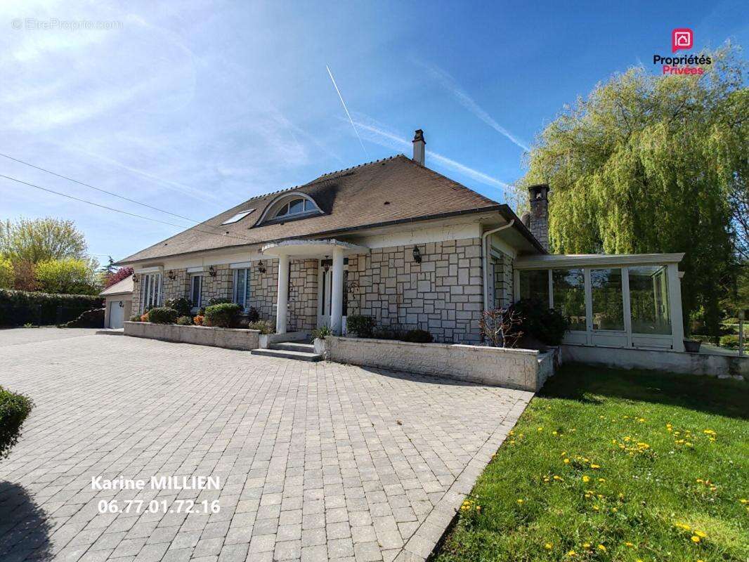 Maison à IVRY-LA-BATAILLE