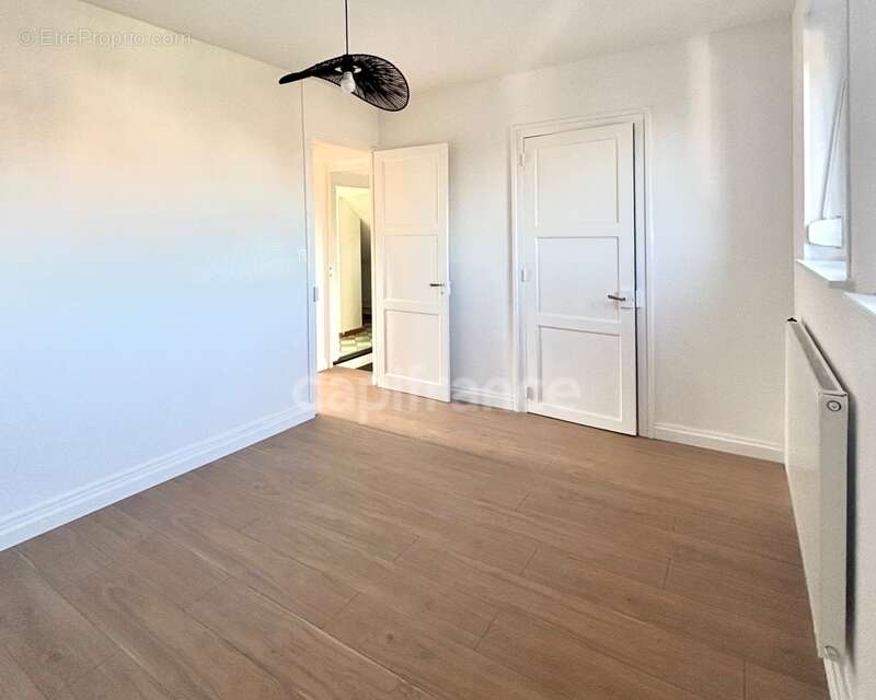 Maison à NOMEXY