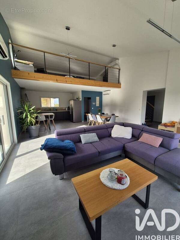 Photo 2 - Maison à SAINT-CIERS-CHAMPAGNE