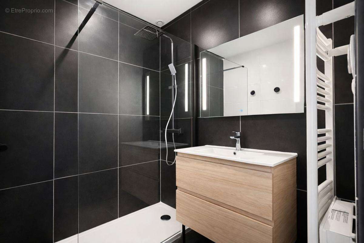 Maison à LE MONASTERE