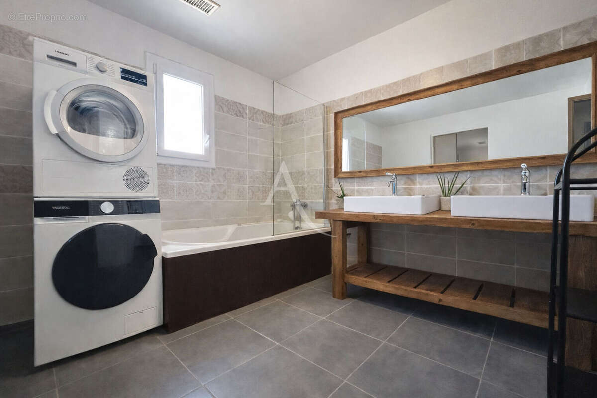 Maison à FRONTIGNAN