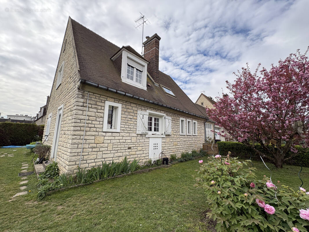 Maison à TROYES