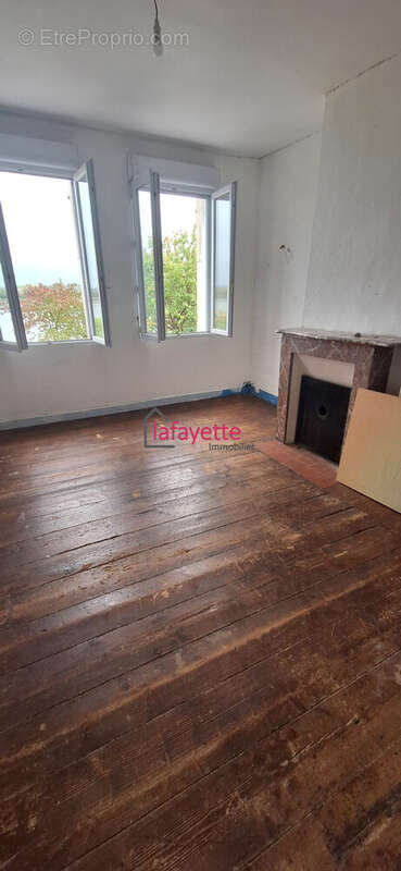 Maison à VILLEQUIER