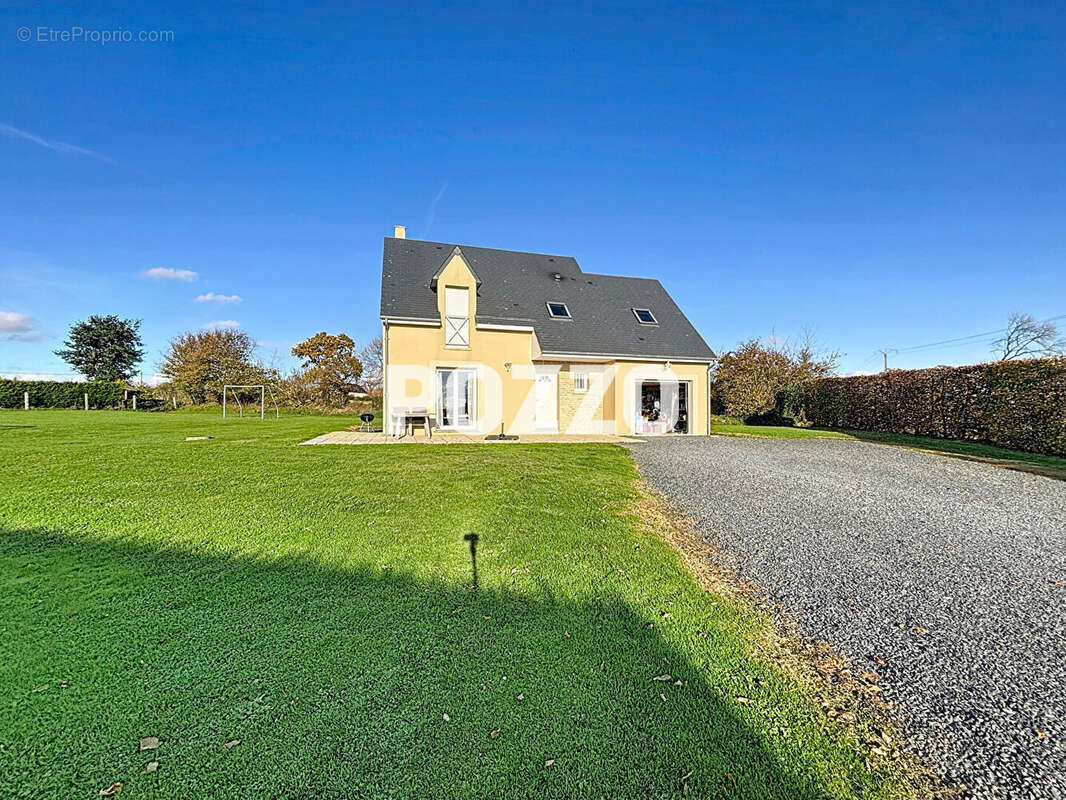 Maison à SAINT-JEAN-DES-BAISANTS