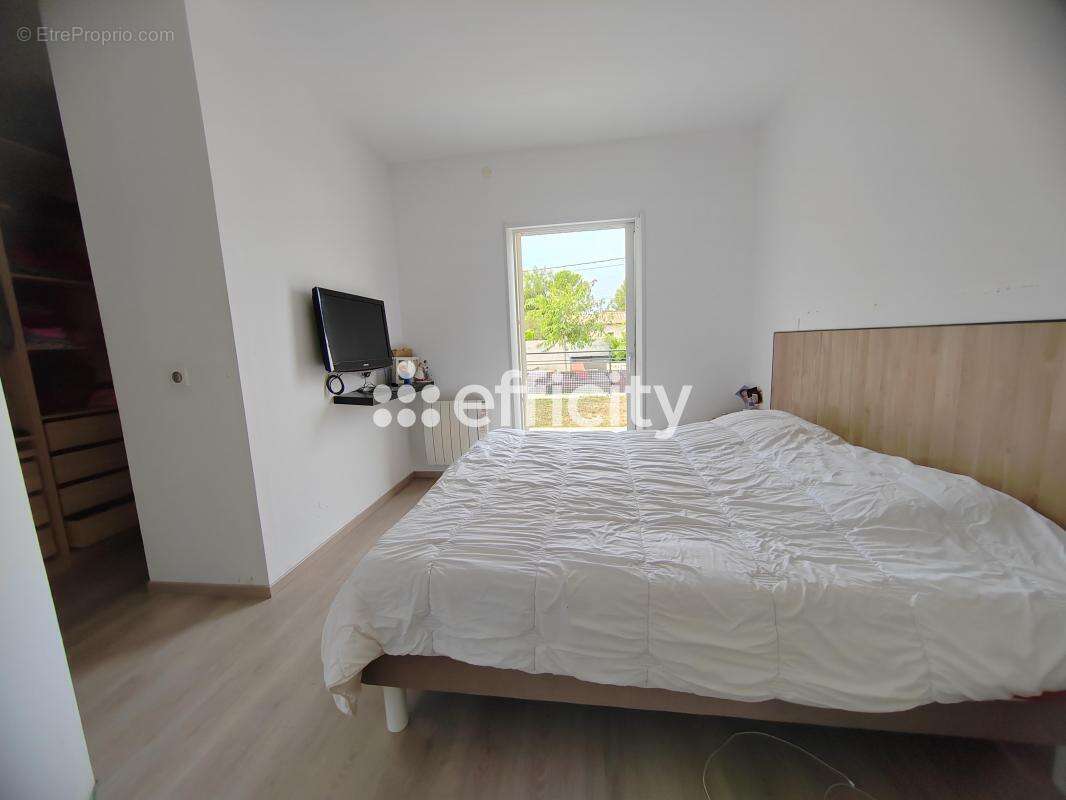 Maison à ROCHEFORT-DU-GARD