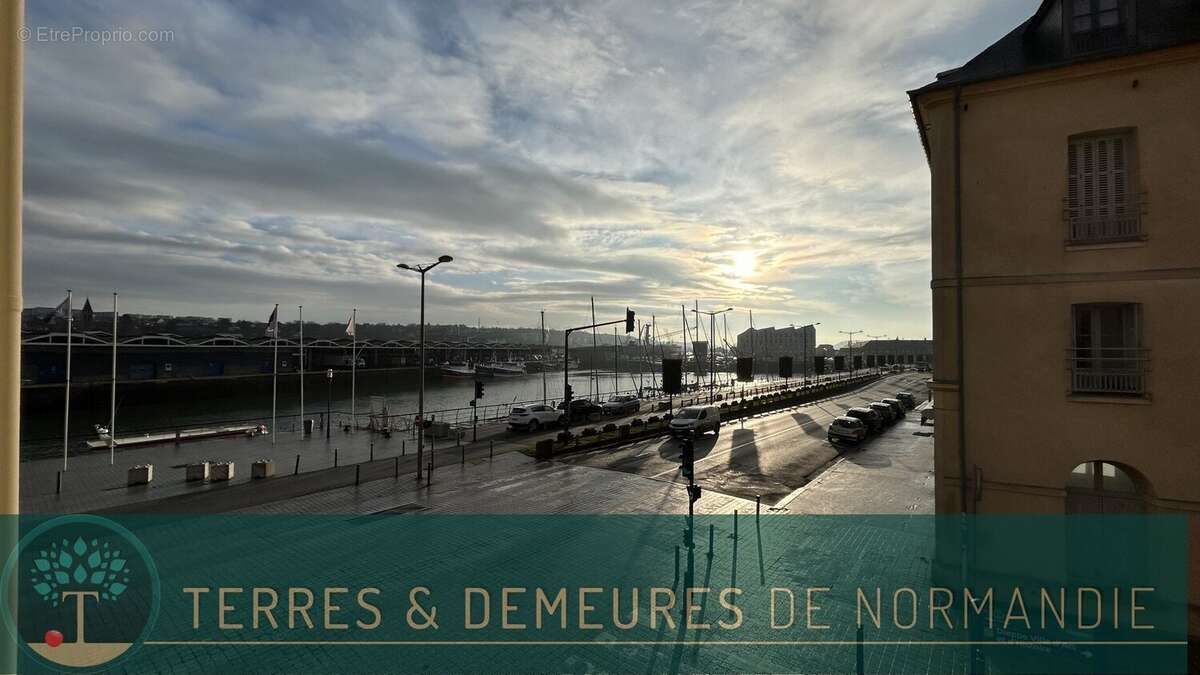 T2 de 44,40m² avec vue port, loué, au 3ème étage, proche de la gare de Dieppe, en Seine-Maritime. - photo 8