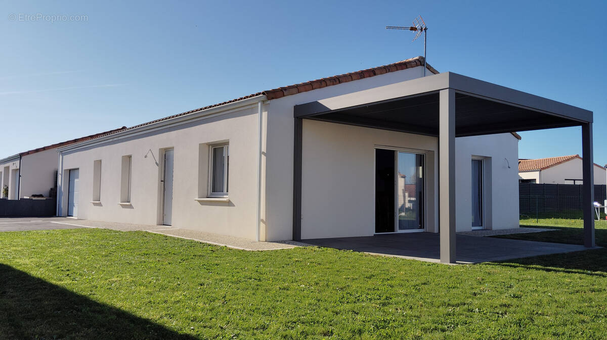 Maison à SAINT-GERMAIN-DE-PRINCAY