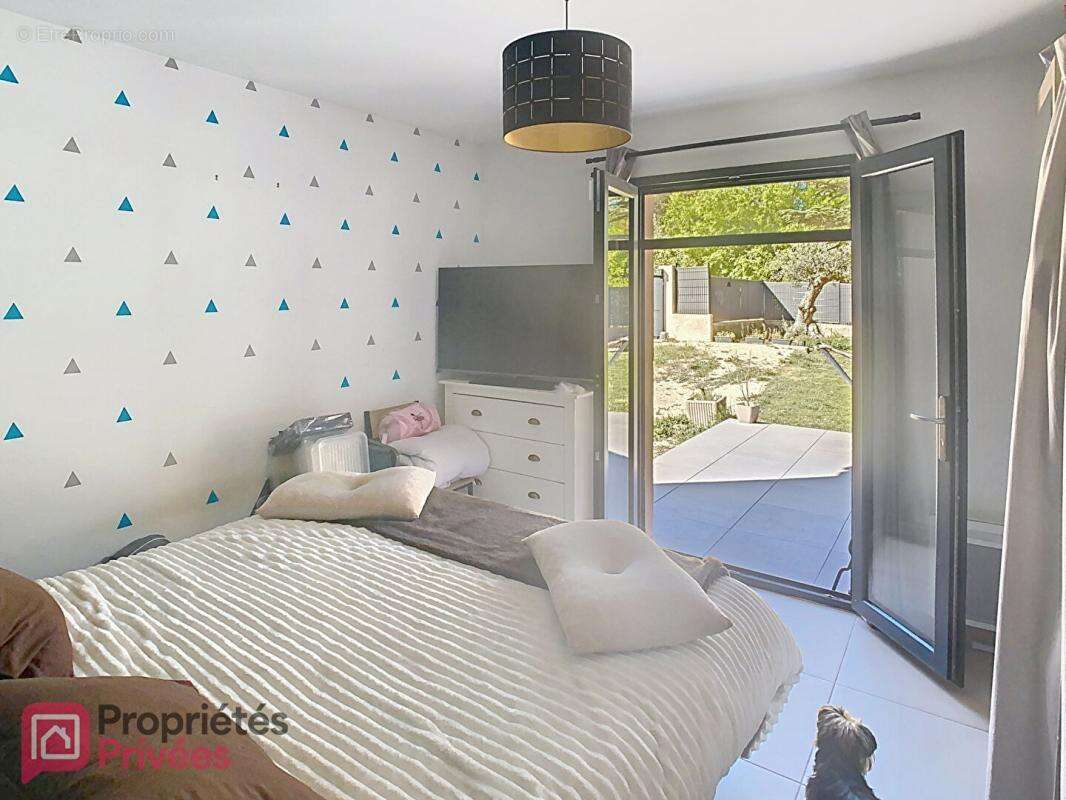 Maison Plan D Aups Sainte Baume 4 pièce(s) 94 m2 - photo 9