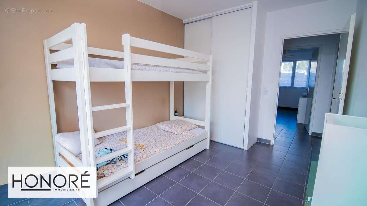 Appartement à NANTERRE