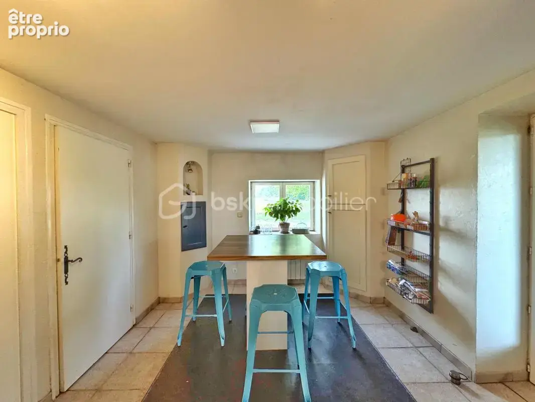 CLÉRIEUX – Maison 176 m² – 4 chambres – Terrain 4 740 m² – Piscine – Dépendances - photo 8