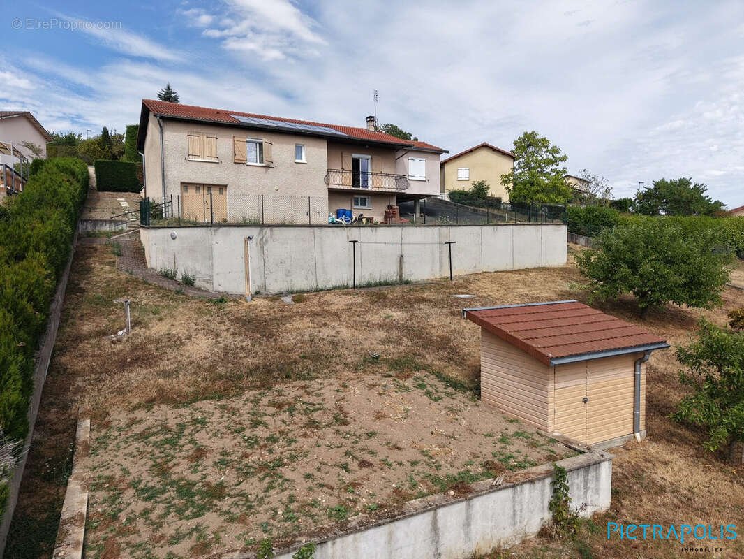 Maison 95 m² à Saint-Jean-La-Bussiere  - photo 9