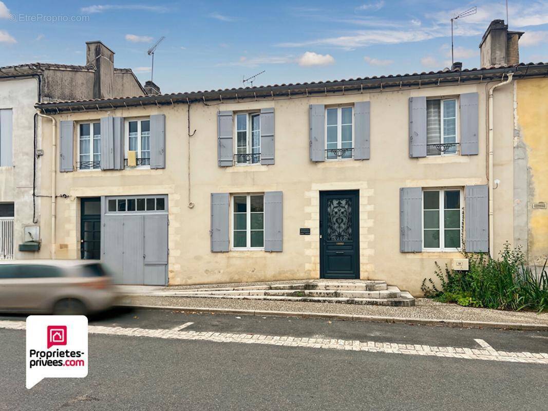 Maison à AUROS