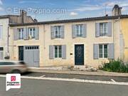 Maison à AUROS