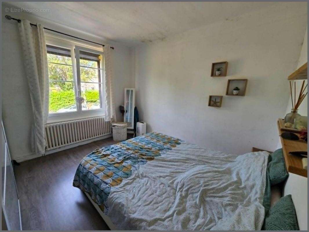 Maison à POMMERIT-JAUDY