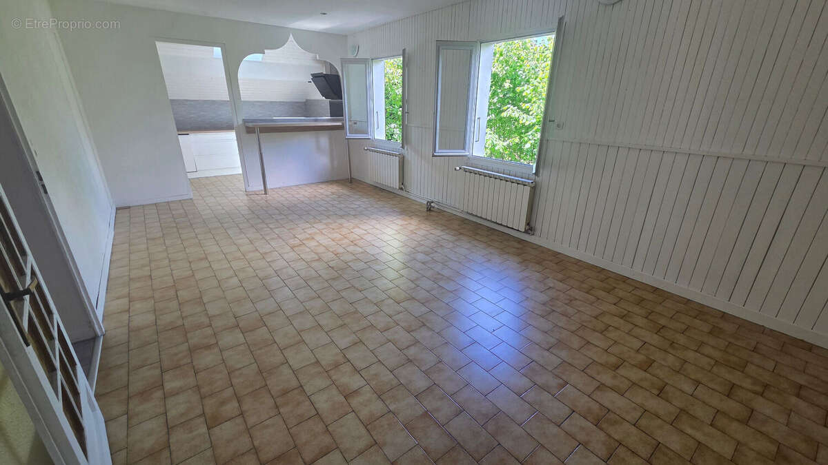 Maison à MARNAZ