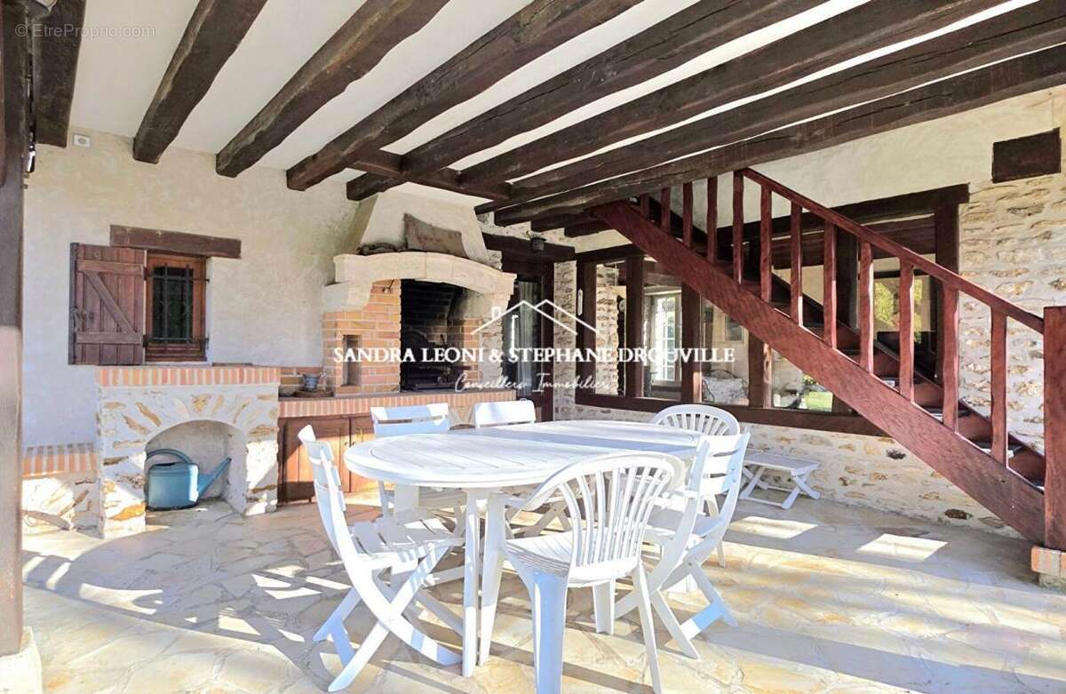 Maison à ABLIS