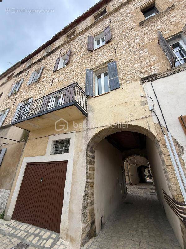 Appartement à PERTUIS