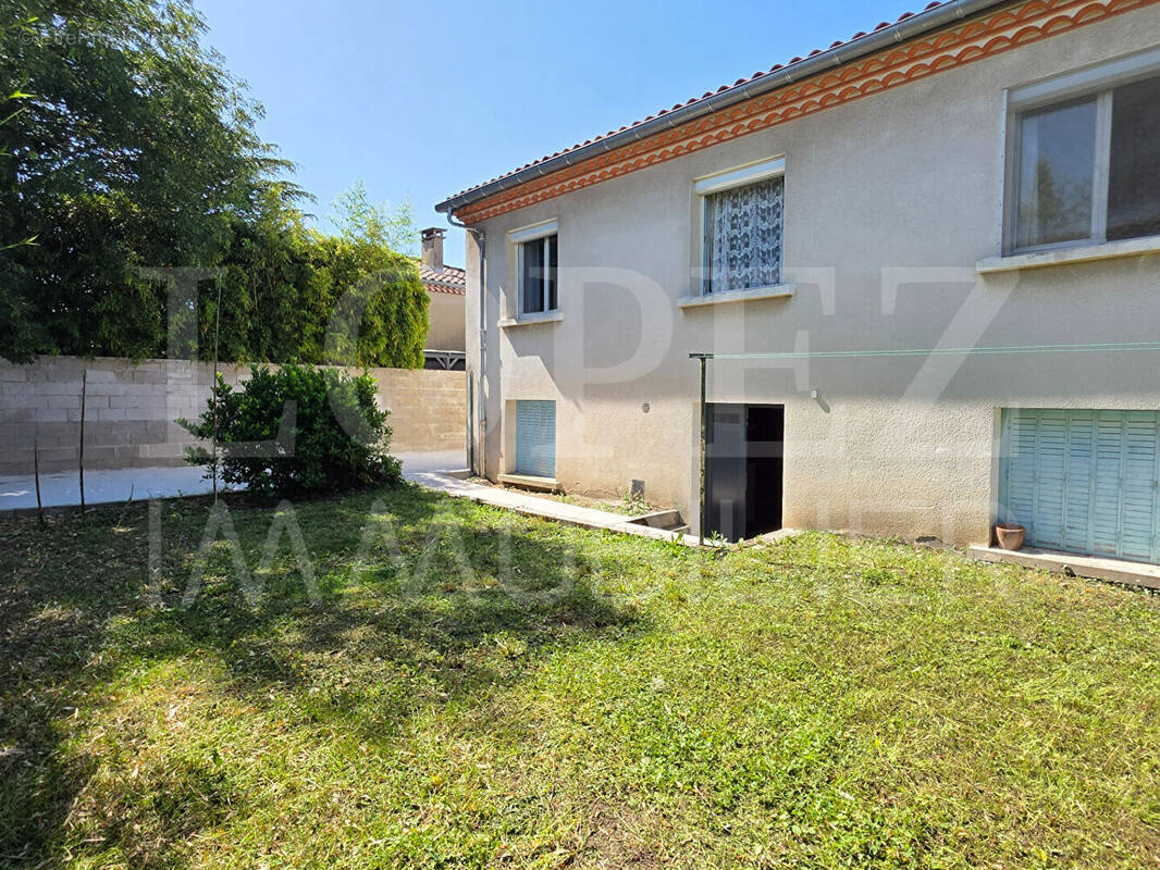 Maison à AUSSILLON