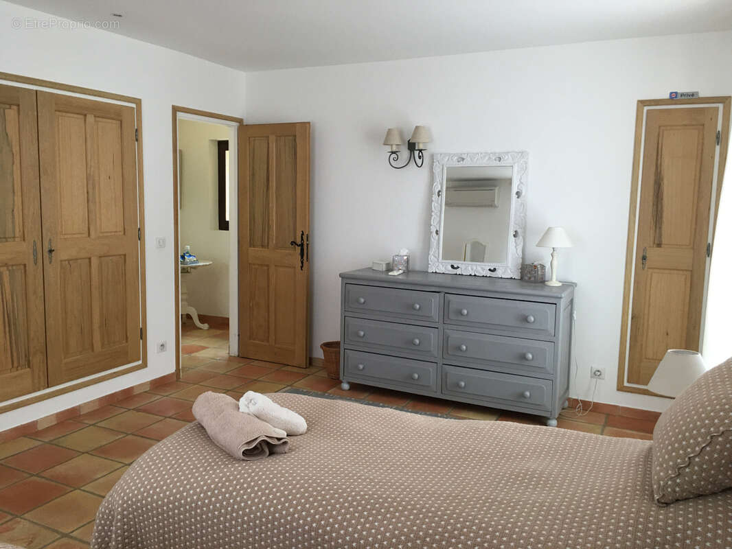 Maison à PLAN-DE-LA-TOUR