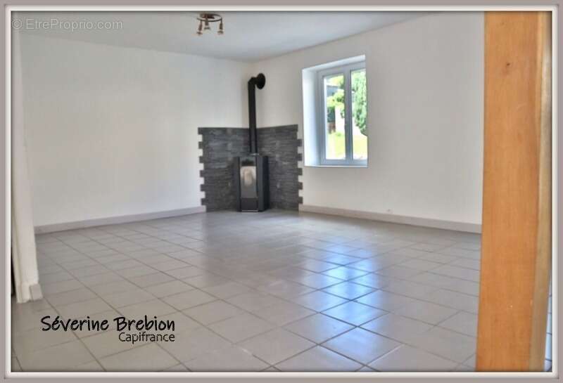 Maison rénovée, 3 chambres, terrain, garage VISCOMTAT (63) - photo 10