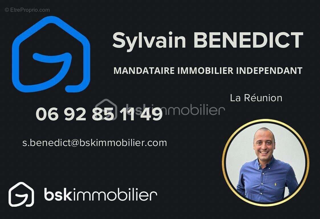 Terrain à SAINT-LEU