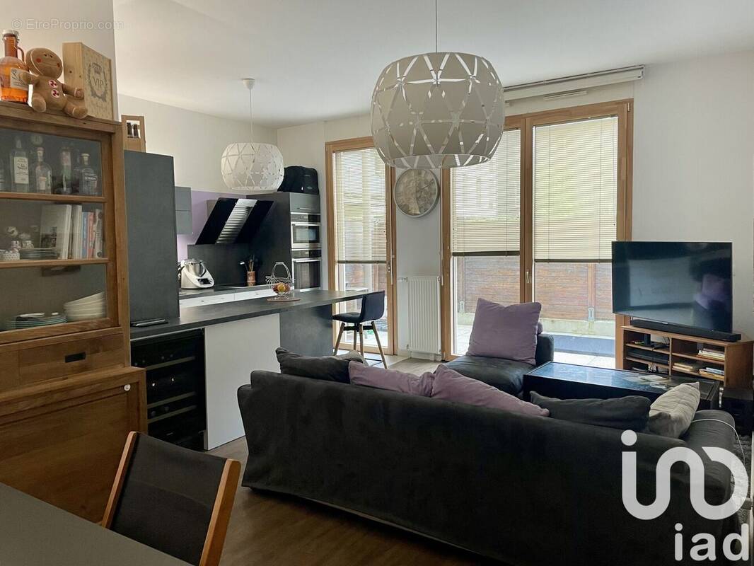 Photo 1 - Appartement à MONTEVRAIN