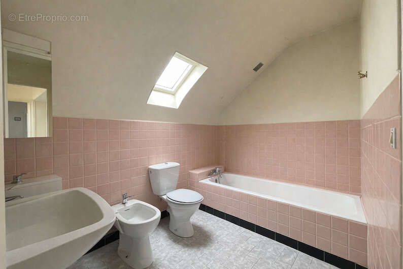 Salle de bain - Maison à CRETEIL