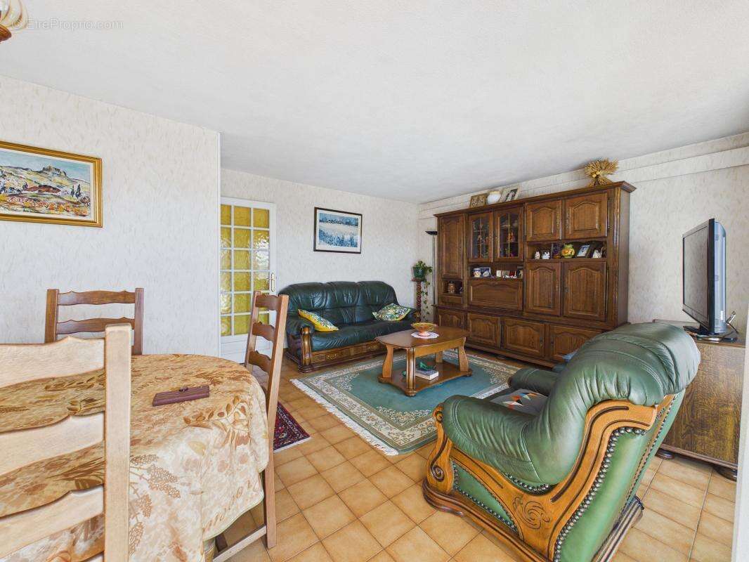 Appartement à MARSEILLE-13E