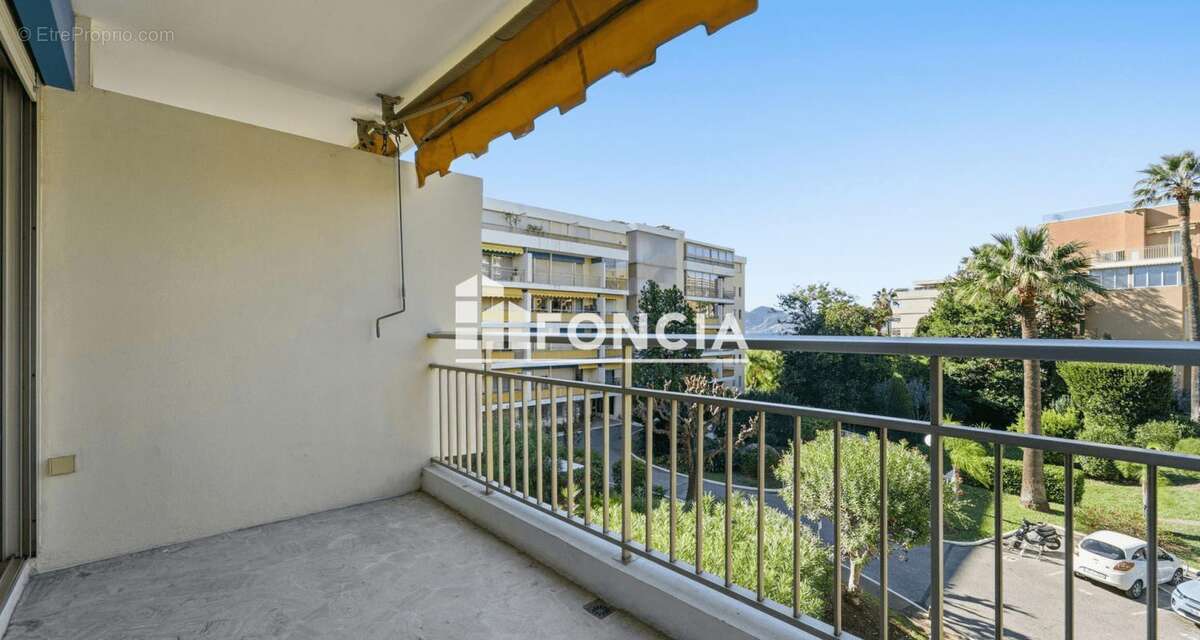 Appartement à CANNES