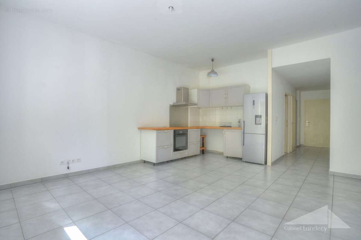 Appartement 67 m² à Thoiry  - photo 3