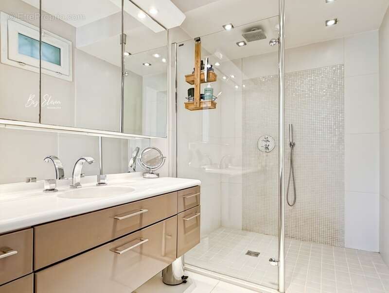 Maison à BUSSY-SAINT-GEORGES