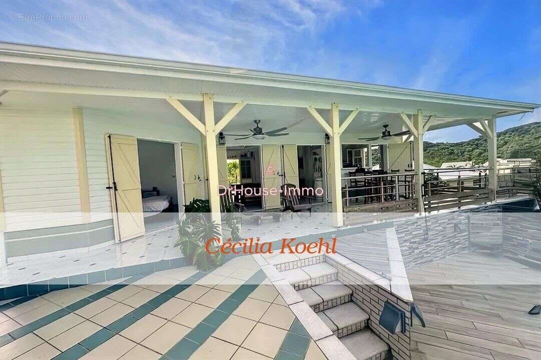 Maison à LE ROBERT