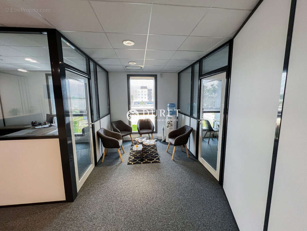 Commerce à LA ROCHE-SUR-YON