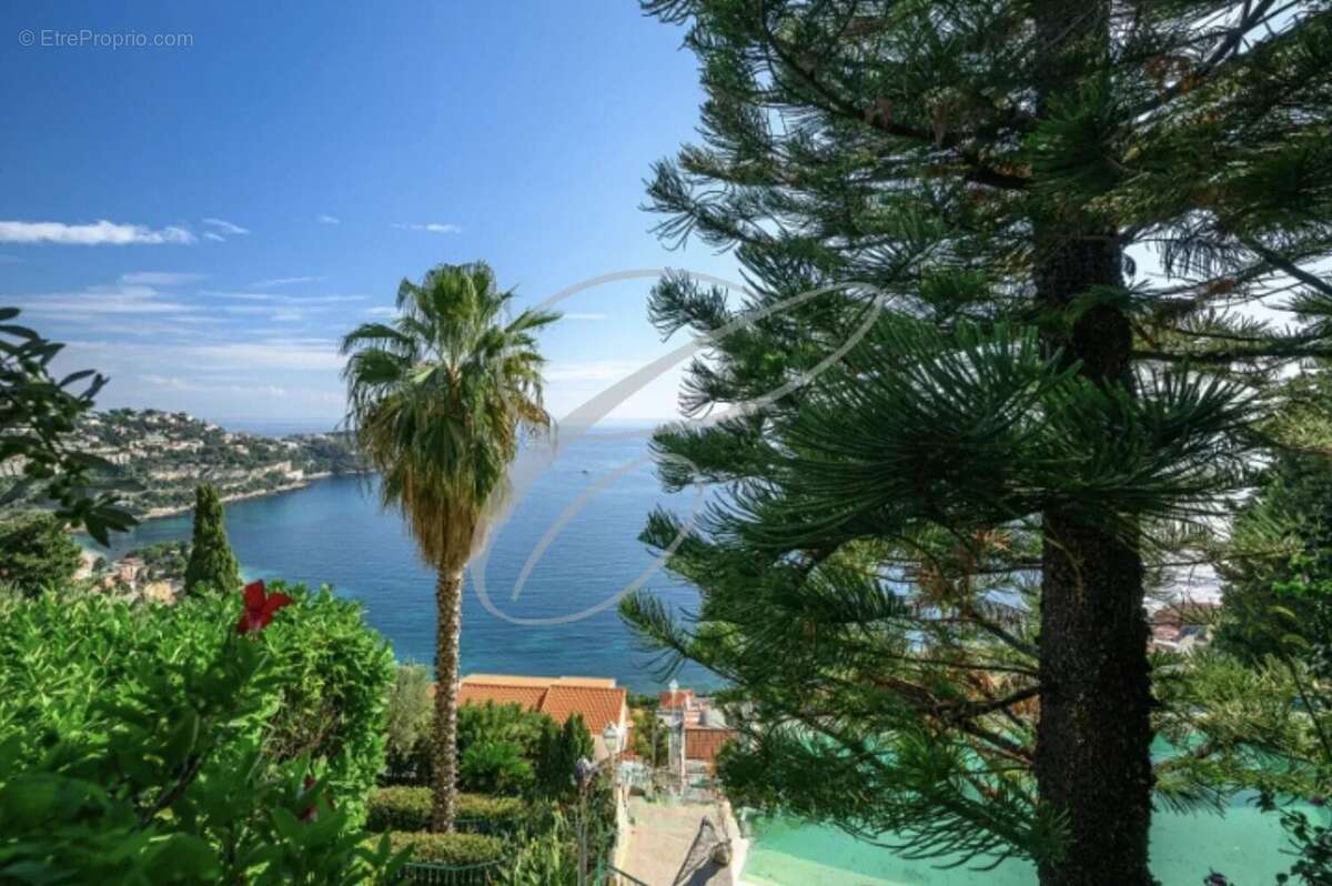 Maison à ROQUEBRUNE-CAP-MARTIN