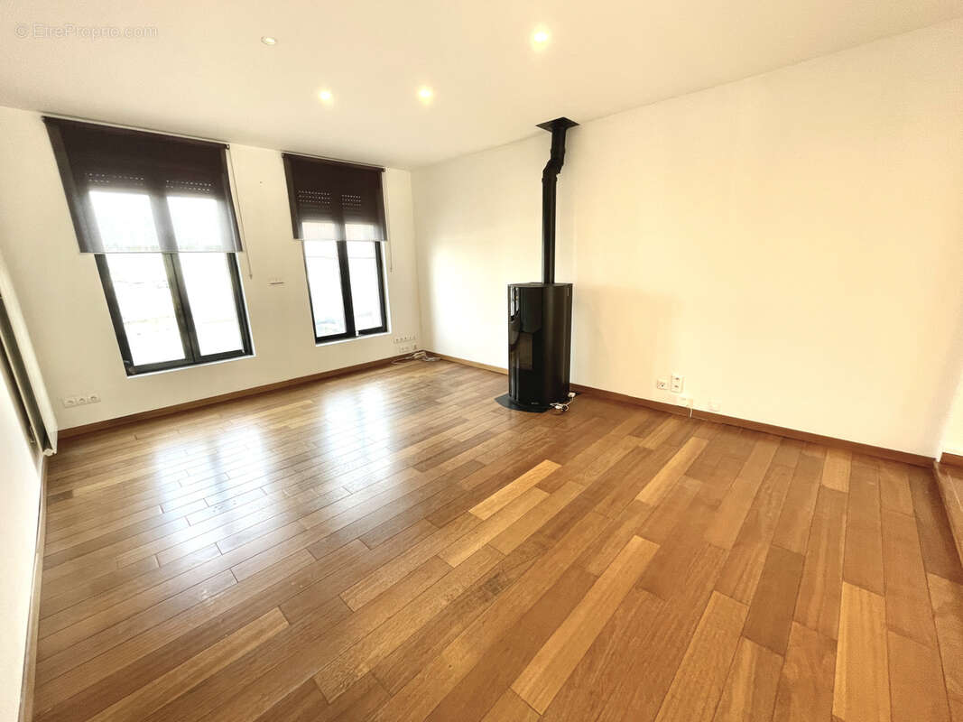 Maison à SAINT-QUENTIN