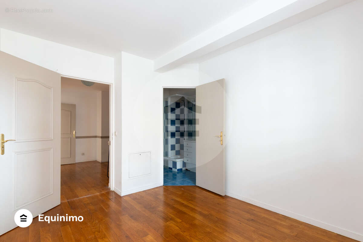 Appartement 5 pièces de 125 m2 avec 2 balcons et box   Avenue du Maréchal Juin - photo 10