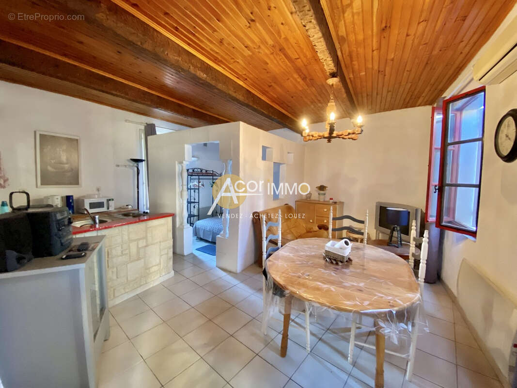 La Seyne Sur Mer, Fort Napoléon, Maison de 82m2, divisé en deux appartement - photo 8