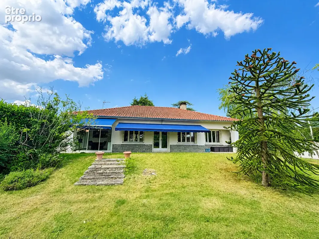 Maison 180m2 plein pied Saint Leger sur Roanne - photo 3