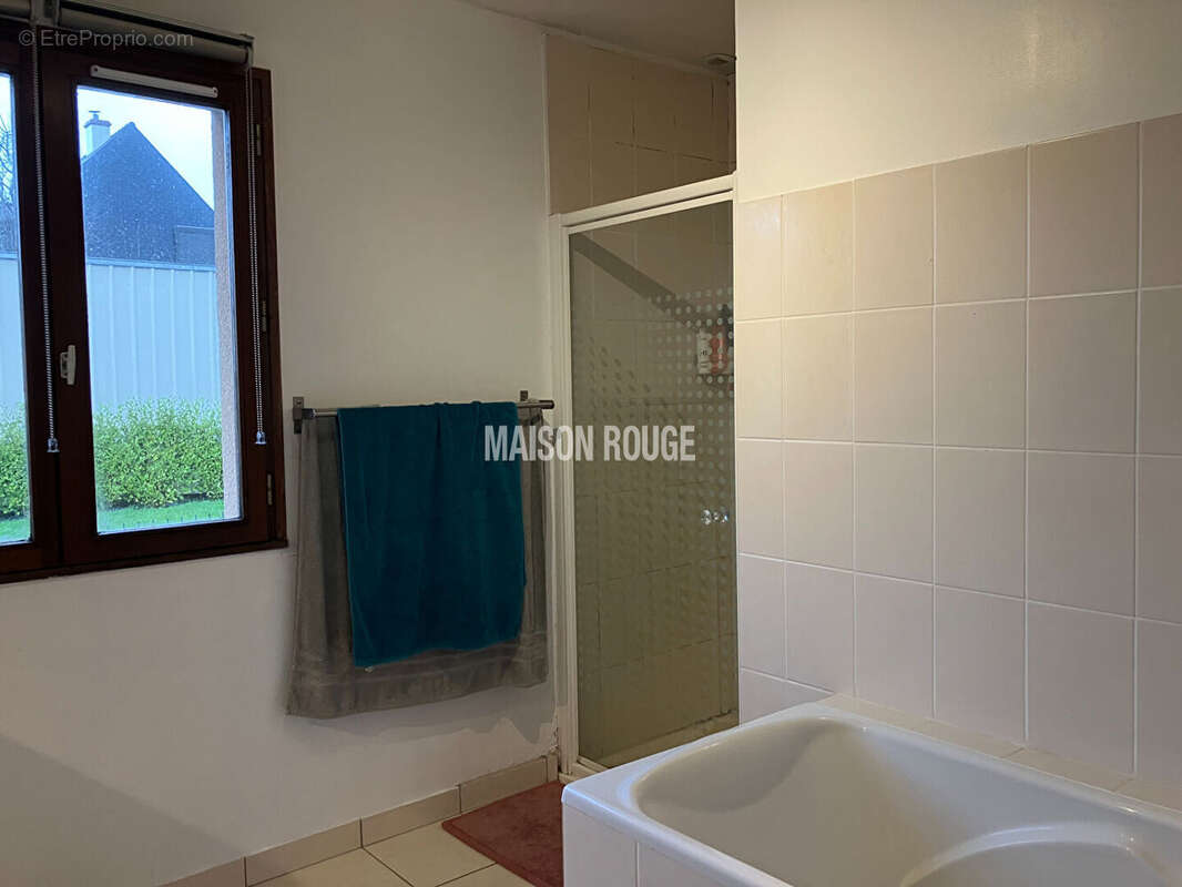 Maison à PLOUGUENAST