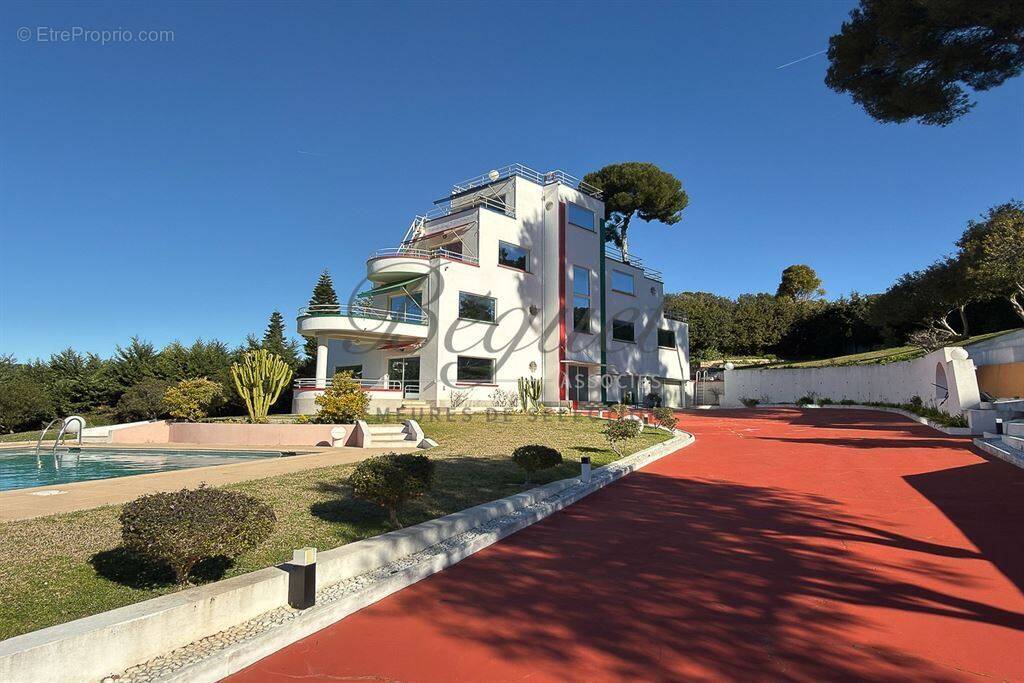 Maison à ANTIBES