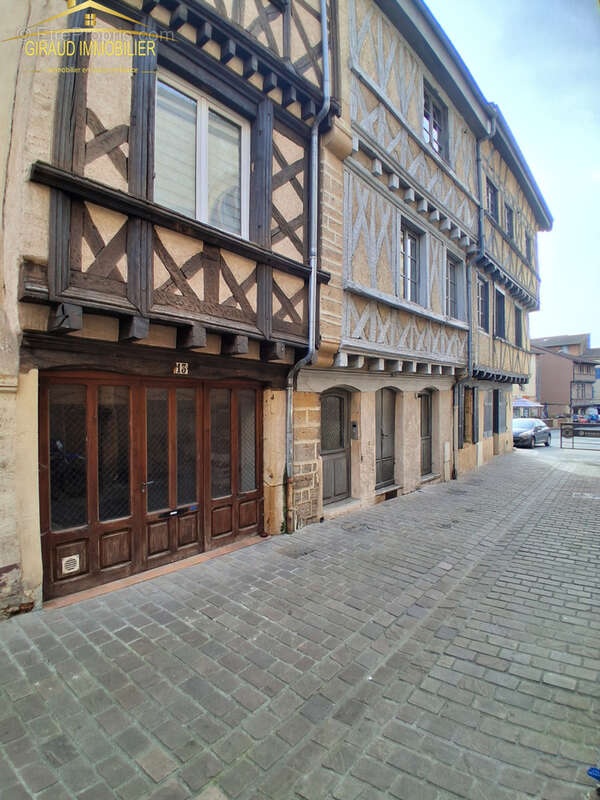 Appartement à CHARLIEU
