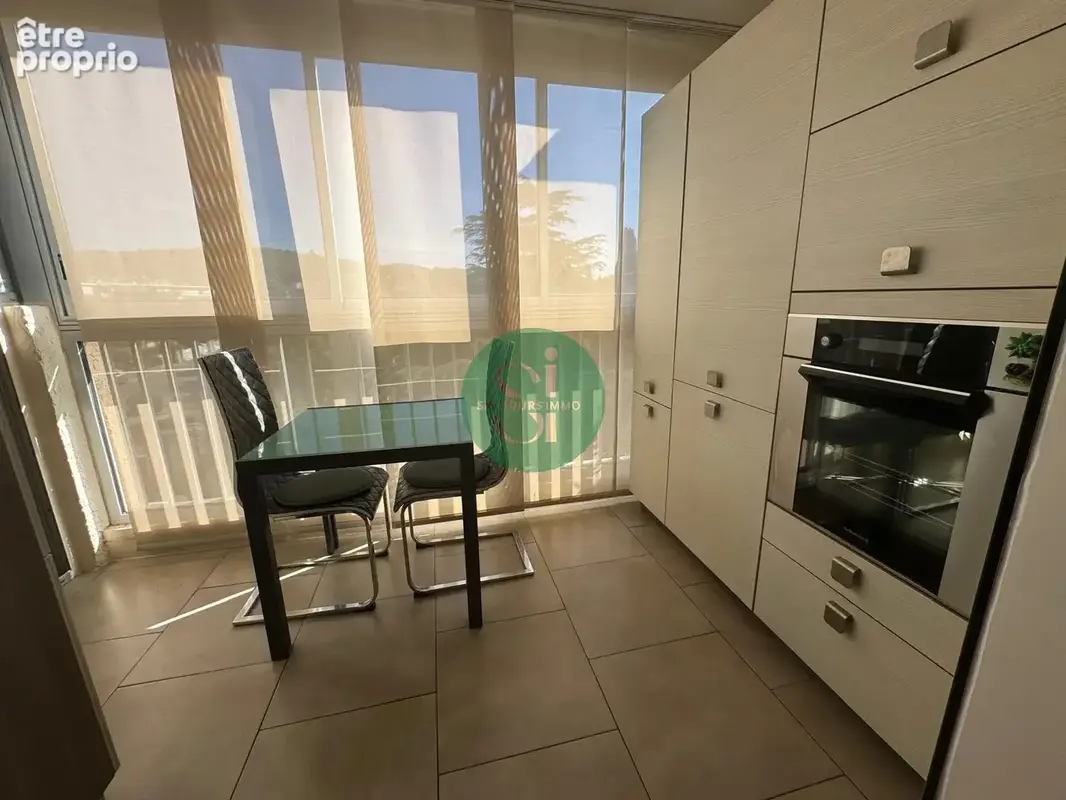 T3 lumineux plein sud avec garage & loggias   six-fours-les-plages - photo 6