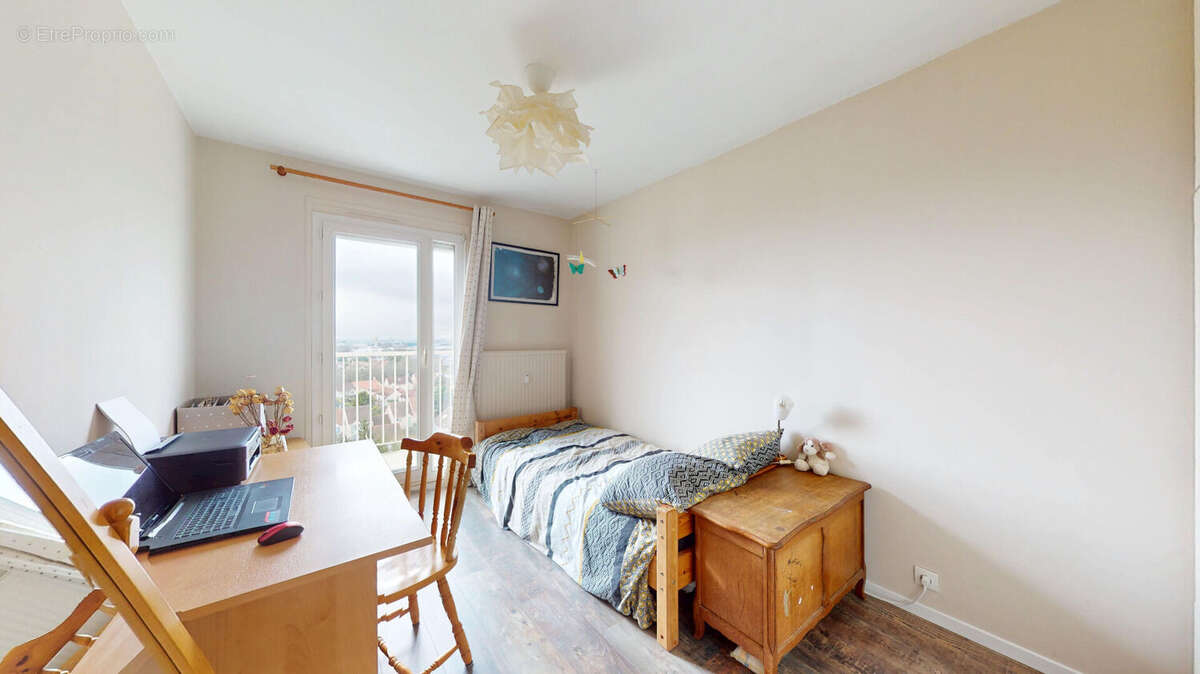 Appartement à THIAIS