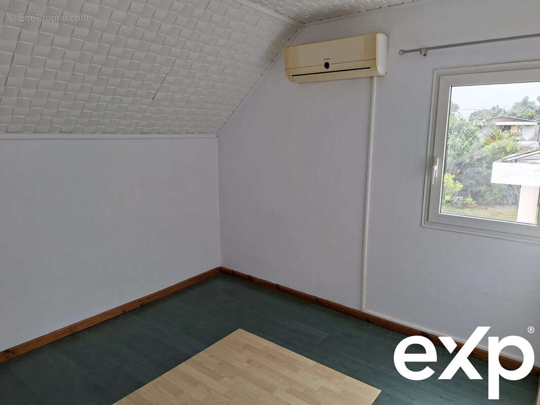 Maison à SAINT-DENIS