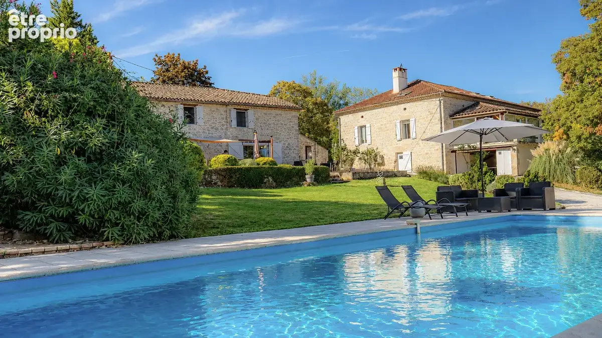 Photo Maison à Bourg-De-Visa au prix de 595 000€