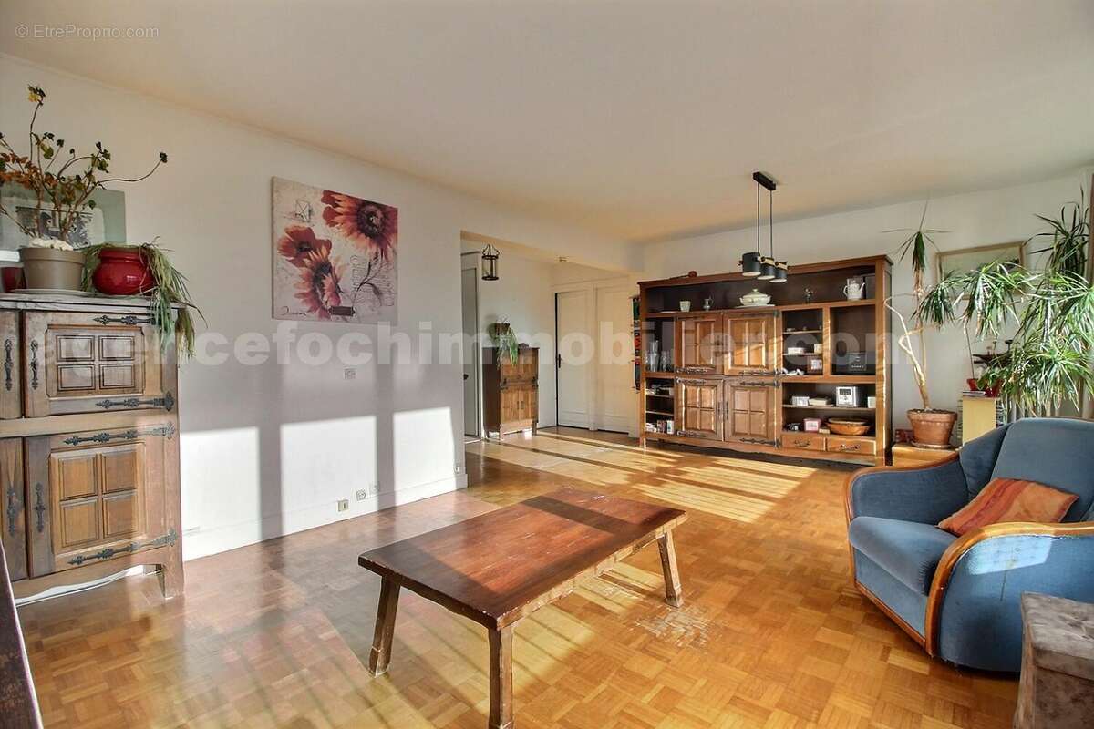 exposio_133365866 - Appartement à SAINT-MAUR-DES-FOSSES