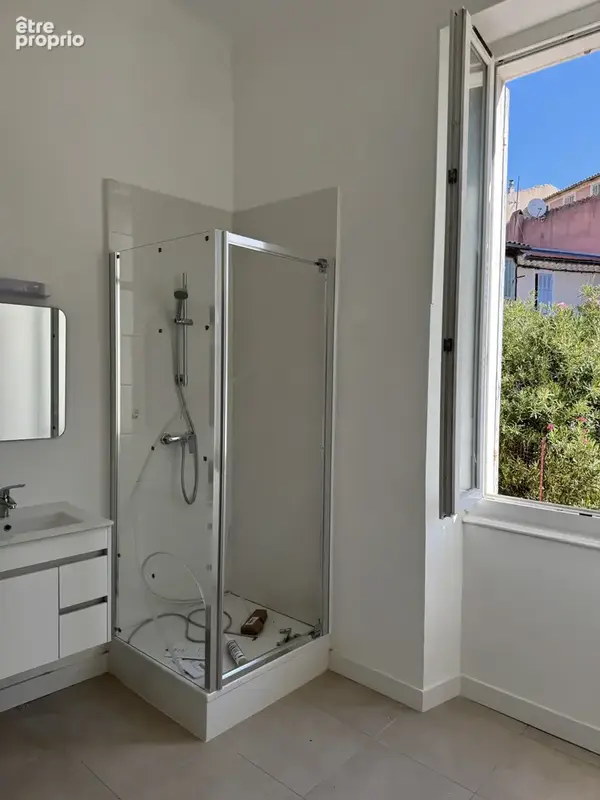 Appartement T3 73 m2 Rue de Guin - photo 3