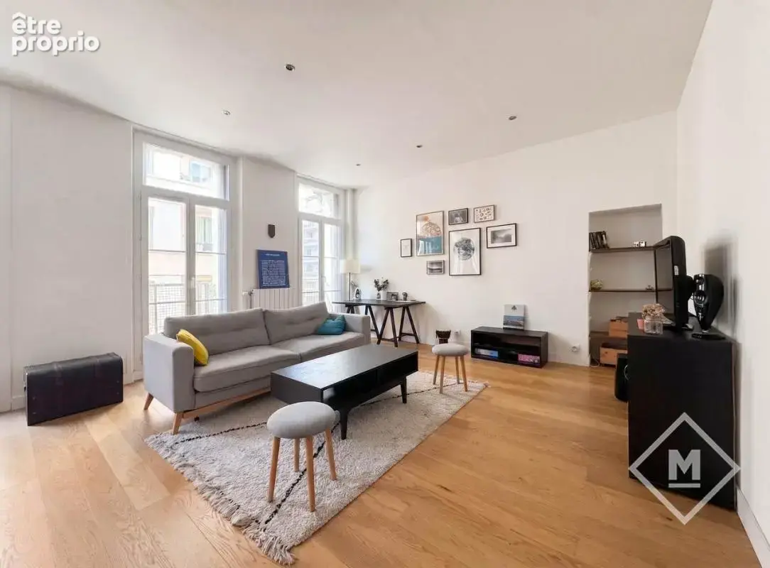 Appartement T3 de 63m² ascenseur coup de coeur - Secteur Catalans Marseille 7ème - photo 2