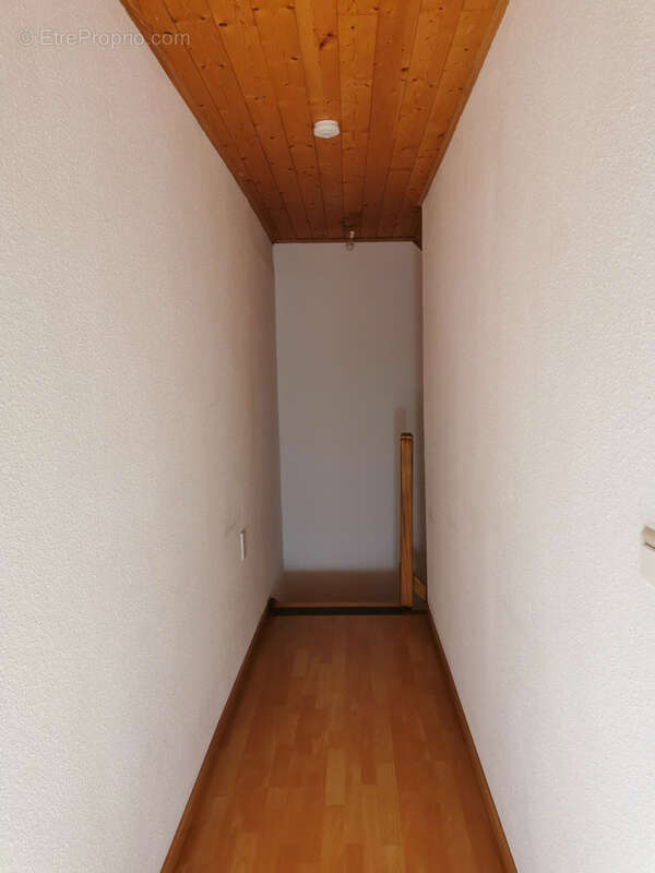 Appartement à ETALANS